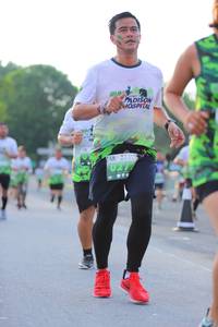 BIB: 272
                            <button type="button" onclick="openModal(3639386)" class="btn btn-primary btn-sm float-right btn-popup" data-toggle="modal" data-target=".modal-high-quality">
                        <i class="fas fa-shopping-cart"></i> Add to Cart
                    </button>
                                            <button type="button" onclick="isThisMe(3639386, true)" class="btn btn-success btn-sm float-right btn-popup btn-isme hidden" data-toggle="tooltip" data-placement="bottom" title="นี่คือรูปของคุณใช่ไหม คลิกที่นี่เพื่อเอาเข้าอัลบั้ม">
                        <i class="fas fa-plus"></i> Add to album
                    </button>
                    <button type="button" onclick="isThisMe(3639386, false)" class="btn btn-warning btn-sm float-right btn-popup btn-isnotme hidden">
                        <i class="fas fa-ban"></i> Remove from album
                    </button>